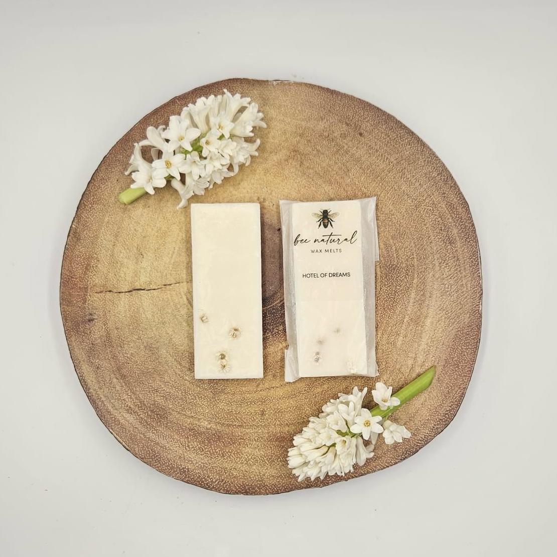 Hotel of Dreams Snap Bar